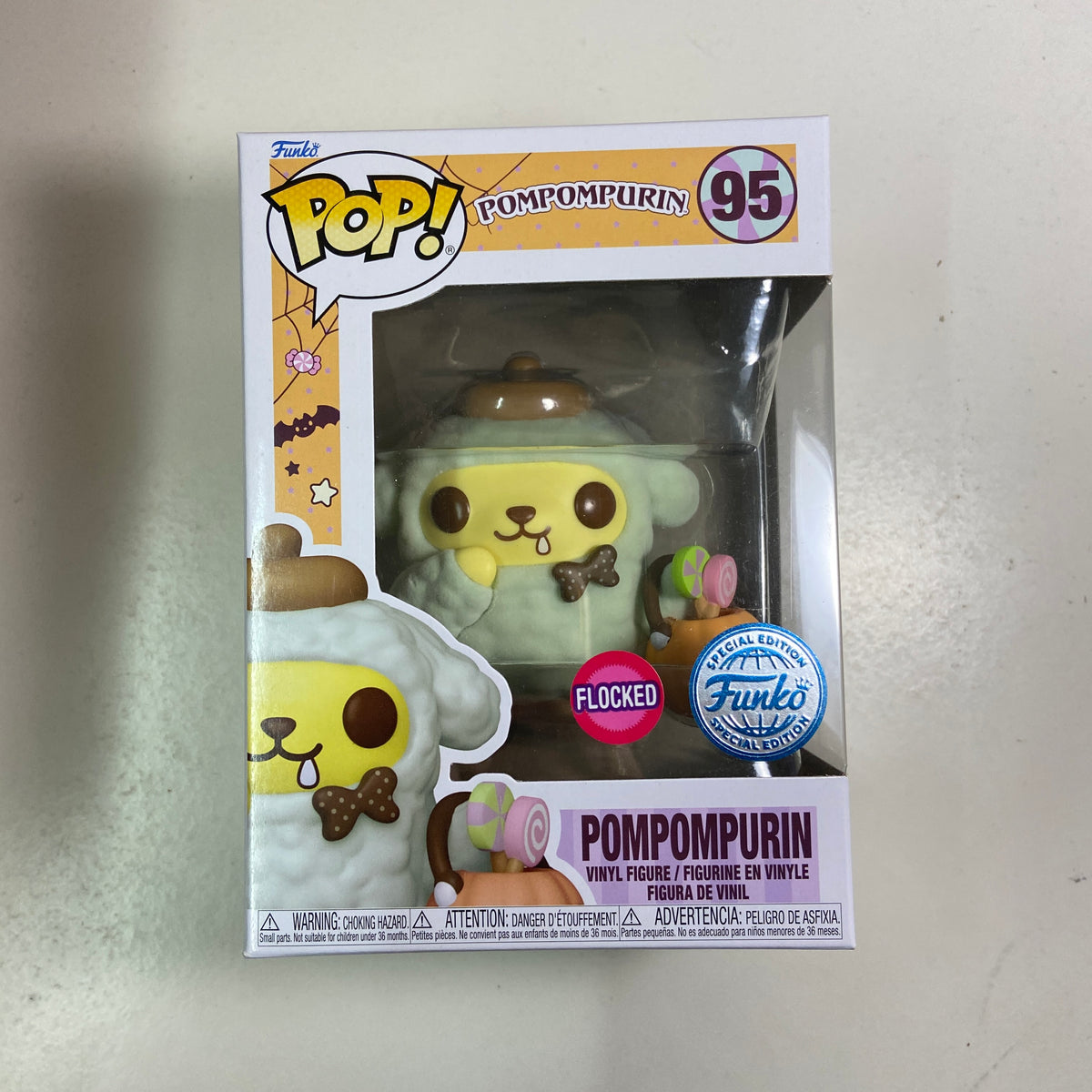 Pompomさん Funko Pop! Sanrio - Halloween Pompompurin (Flocked) #95 [BoxLunch