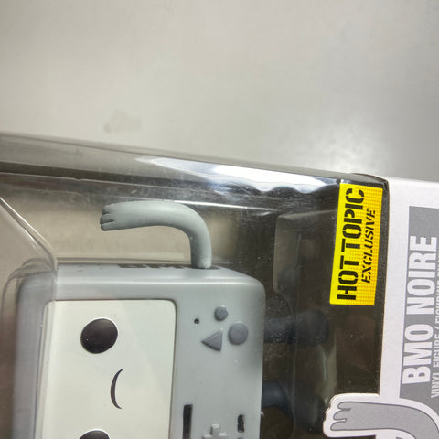 Adventure Time - BMO Noire Funko Pop 283 Hot Topic Exclusive