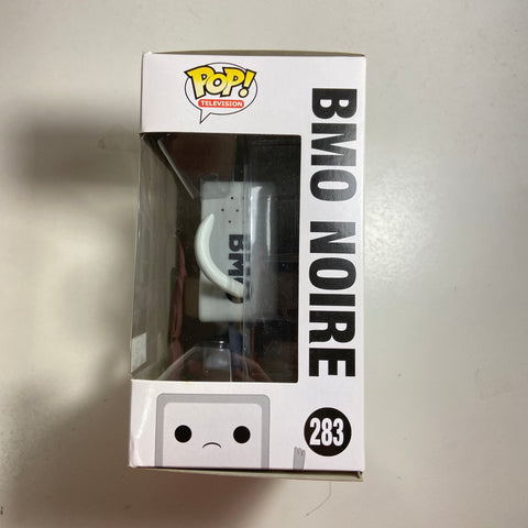 Adventure Time - BMO Noire Funko Pop 283 Hot Topic Exclusive