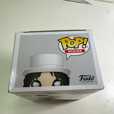 BOX FLAWS VIEW PHOTOS Alice Cooper - Funko Pop Rocks 68 Vinyl Figure (11.4 Cm L × 8.9 Cm W × 15.9 Cm H)
