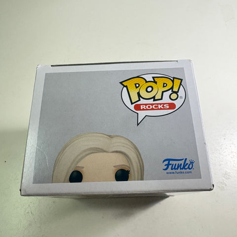 BOX FLAWS VIEW PHOTOS Rose - Blackpink Funko Pop 363 Rocks Vinyl Figure (11.4 Cm L × 8.9 Cm W × 15.9 Cm H)