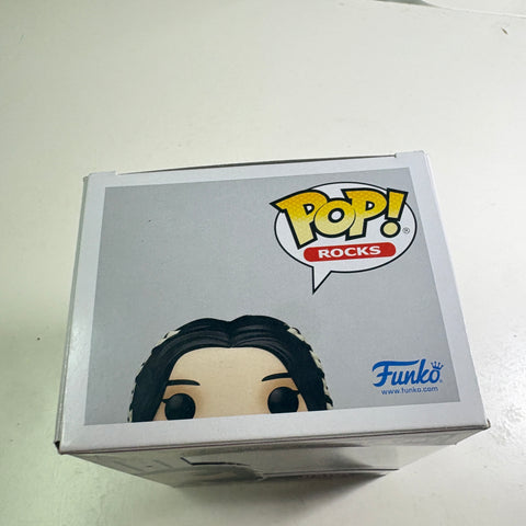 BOX FLAWS VIEW PHOTOS Jisoo - Blackpink Funko Pop 361 Rocks Vinyl Figure (11.4 Cm L × 8.9 Cm W × 15.9 Cm H)