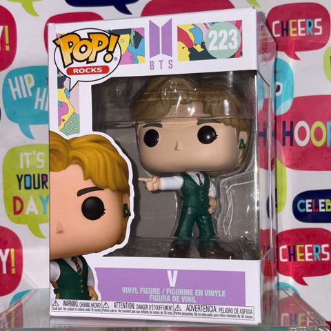 BOX FLAWS VIEW PHOTOS V - BTS Funko Pop 223 Rocks Vinyl Figure (11.4 Cm L × 8.9 Cm W × 15.9 Cm H)