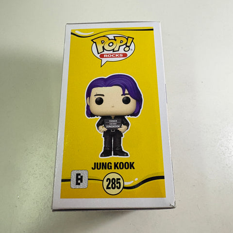 BOX FLAWS VIEW PHOTOS Jung Kook - BTS Funko Pop 285 Rocks Vinyl Figure (11.4 Cm L × 8.9 Cm W × 15.9 Cm H)