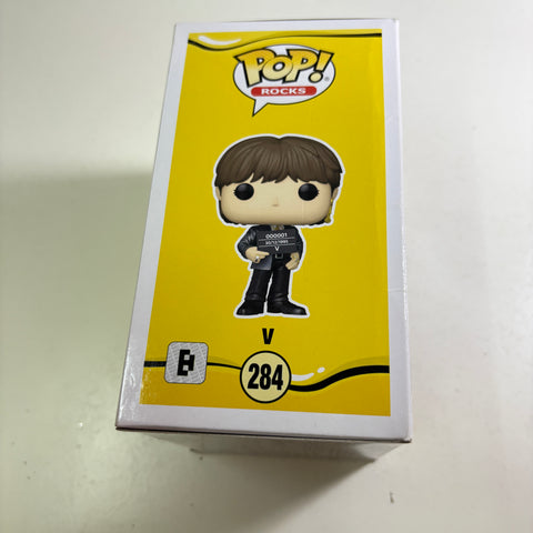 BOX FLAWS VIEW PHOTOS V - BTS Funko Pop 284 Rocks Vinyl Figure (11.4 Cm L × 8.9 Cm W × 15.9 Cm H)