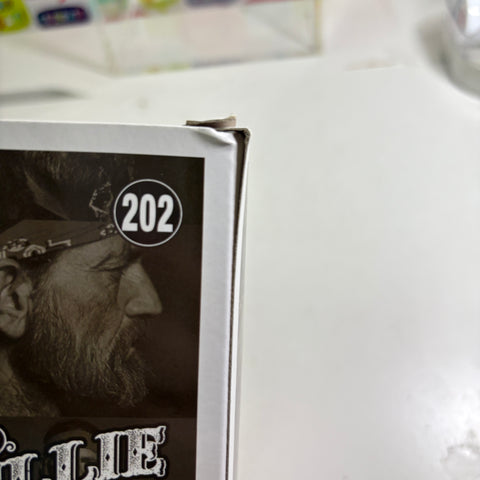 BOX FLAWS VIEW PHOTOS WILLIE NELSON - Funko Pop Rocks 202 Vinyl Figure