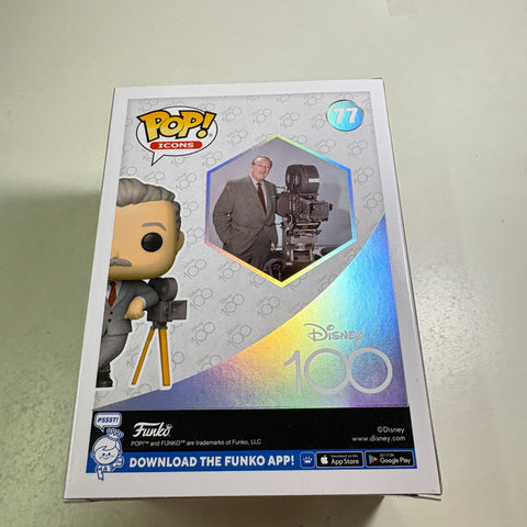 Walt Disney with Camera - Disney Funko Pop 77 Vinyl Figure (11.4 Cm L × 8.9 Cm W × 15.9 Cm H)