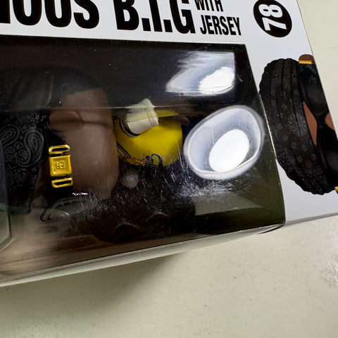 BOX FLAWS VIEW PHOTOS Notorious BIG with Jersey - Funko Pop Rocks 116 Vinyl Figure (11.4 Cm L × 8.9 Cm W × 15.9 Cm H)