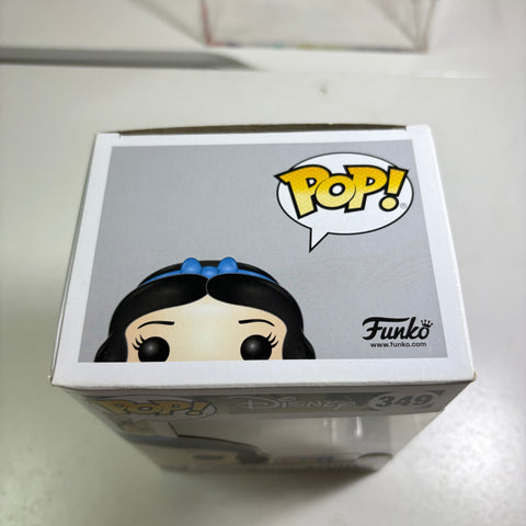 Snow White - Disney Funko Pop 349 Vinyl Figure Toys R Us Exclusive