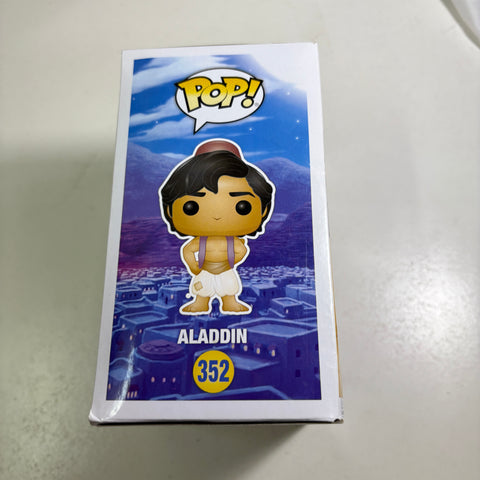 BOX FLAWS VIEW PHOTOS - Aladdin Disney Funko Pop 352 Vinyl Figure