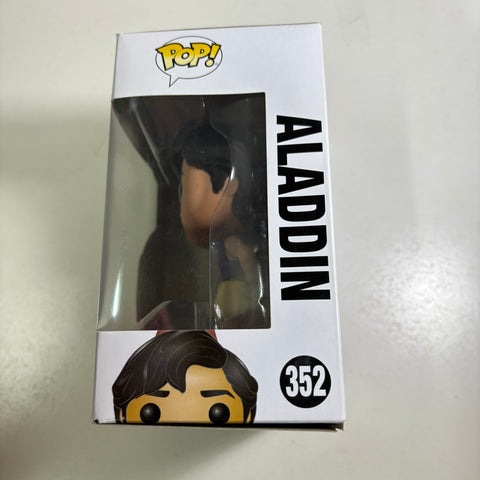 BOX FLAWS VIEW PHOTOS - Aladdin Disney Funko Pop 352 Vinyl Figure