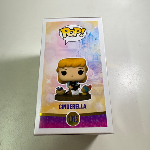 Cinderella - Disney Funko Pop 1015 Vinyl Figure (11.4 Cm L × 8.9 Cm W × 15.9 Cm H)