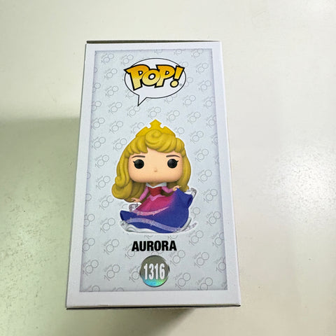 Aurora - Enchanted Disney Funko Pop 1316 Vinyl Figure (11.4 Cm L × 8.9 Cm W × 15.9 Cm H)