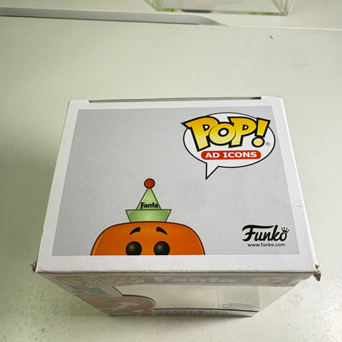 Fanta Clown - Funko Pop 57 Vinyl Figure (11.4 Cm L × 8.9 Cm W × 15.9 Cm H)