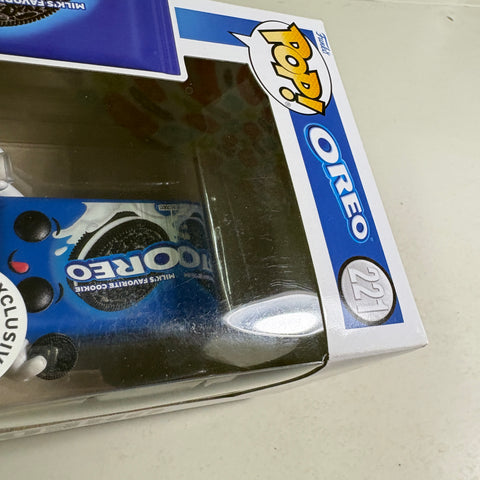 Oreo - Funko Pop 221 Vinyl Figure (11.4 Cm L × 8.9 Cm W × 15.9 Cm H)