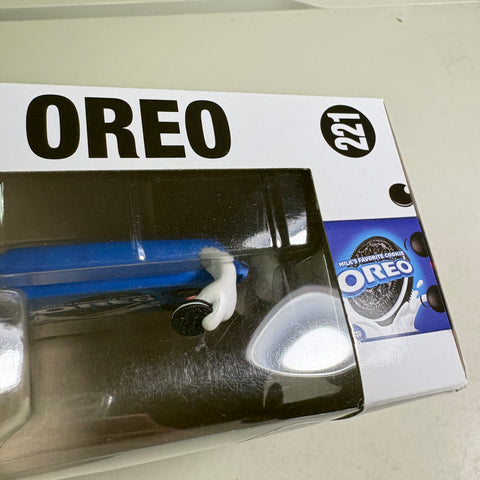 Oreo - Funko Pop 221 Vinyl Figure (11.4 Cm L × 8.9 Cm W × 15.9 Cm H)