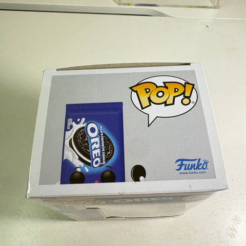 Oreo - Funko Pop 221 Vinyl Figure (11.4 Cm L × 8.9 Cm W × 15.9 Cm H)