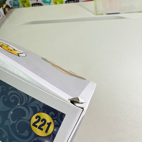 BOX FLAWS VIEW PHOTOS Belle - Beauty and The Beast  Disney Funko Pop 221 Vinyl Figure (11.4 Cm L × 8.9 Cm W × 15.9 Cm H)