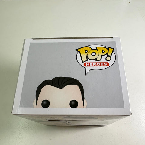 BOX FLAWS VIEW PHOTOS Superman (Batman v Superman) - DC Funko Pop 85 Vinyl Figure (11.4 Cm L × 8.9 Cm W × 15.9 Cm H)
