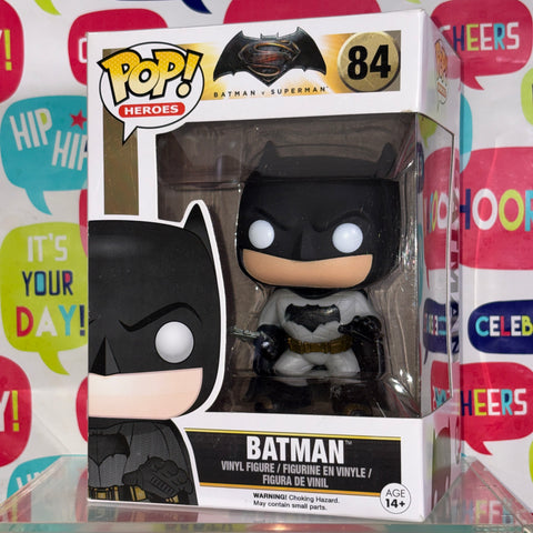 Batman (Batman v Superman) - DC Funko Pop 84 Vinyl Figure (11.4 Cm L × 8.9 Cm W × 15.9 Cm H)