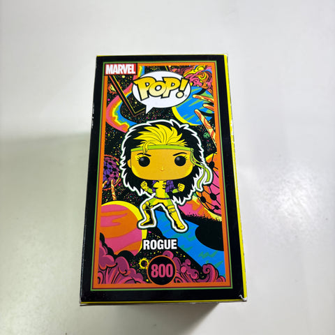 BOX DAMAGE VIEW PHOTOS Rogue - Blacklight X-Marvel Marvel Funko Pop 800