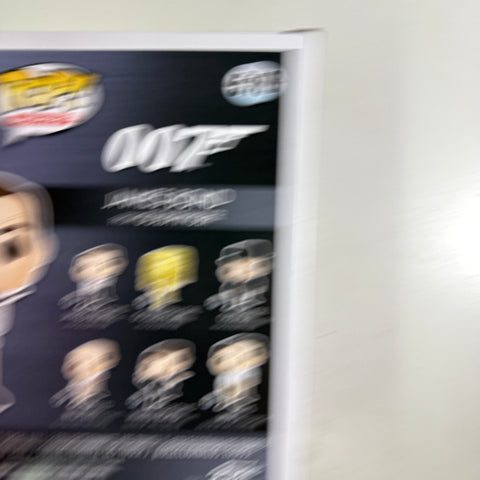 James Bond (Goldfinger) - 007 Funko Pop 158 Vinyl Figure (11.4 Cm L × 8.9 Cm W × 15.9 Cm H)