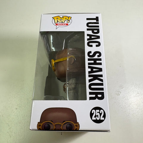 Tupac Shakur - Funko Pop 252 Album Vinyl Figure (11.4 Cm L × 8.9 Cm W × 15.9 Cm H)