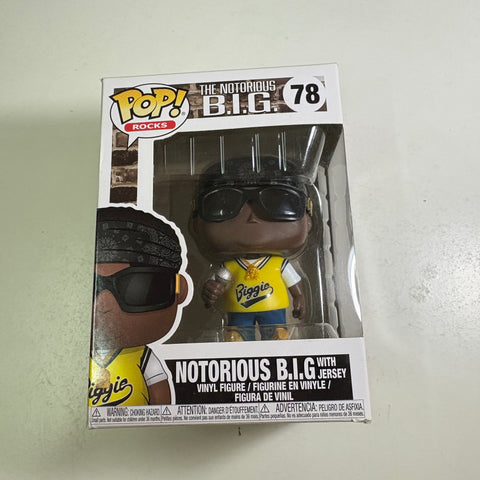 BOX FLAWS VIEW PHOTOS Notorious BIG with Jersey - Funko Pop 78 Vinyl Figure (11.4 Cm L × 8.9 Cm W × 15.9 Cm H)