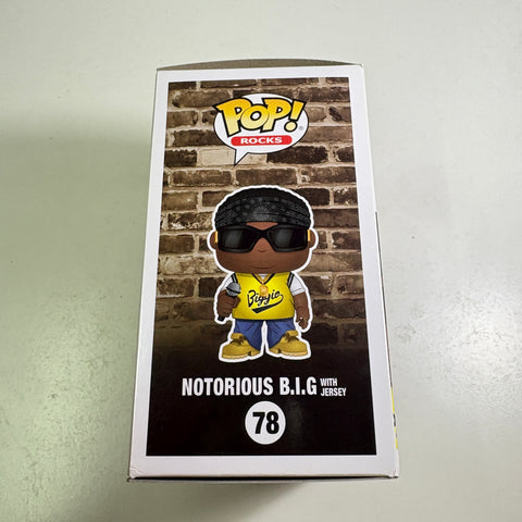 BOX FLAWS VIEW PHOTOS Notorious BIG with Jersey - Funko Pop 78 Vinyl Figure (11.4 Cm L × 8.9 Cm W × 15.9 Cm H)