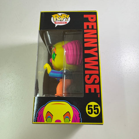 Pennywise BLACKLIGHT - IT Funko Pop Vinyl Figure (11.4 Cm L × 8.9 Cm W × 15.9 Cm H)