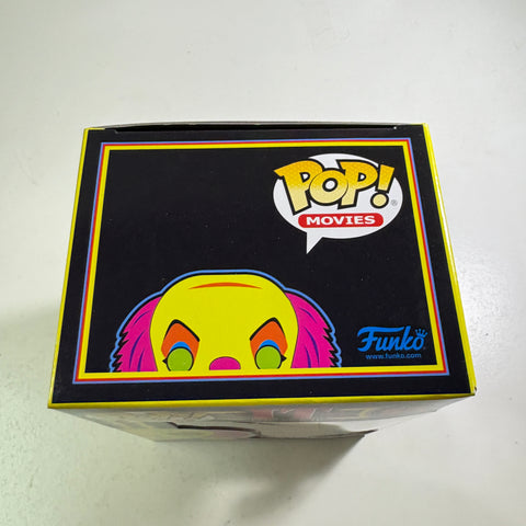 Pennywise BLACKLIGHT - IT Funko Pop Vinyl Figure (11.4 Cm L × 8.9 Cm W × 15.9 Cm H)