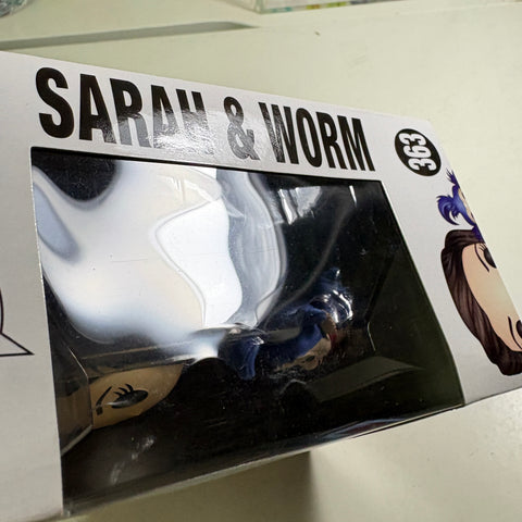 WATER BOX DAMAGE Sarah & Worm - Labyrinth Funko Pop 363 Vinyl Figure (11.4 Cm L × 8.9 Cm W × 15.9 Cm H)
