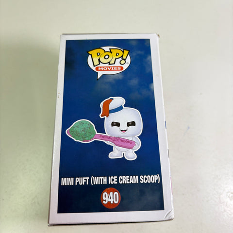 Mini Puft with Ice Cream Scoop - Ghostbusters Funko Pop 940 Vinyl Figure (11.4 Cm L × 8.9 Cm W × 15.9 Cm H)