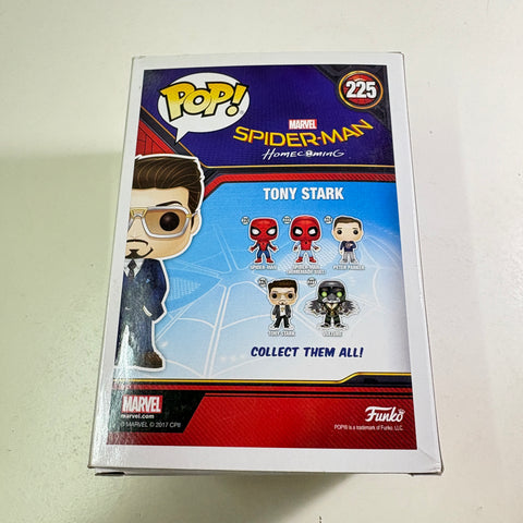 BOX FLAWS VIEW PHOTOS Tony Stark/Iron Man - Marvel Funko Pop 225 Vinyl Figure Summer Convention