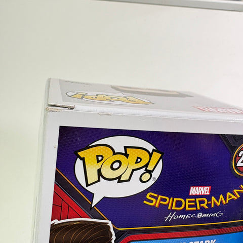 BOX FLAWS VIEW PHOTOS Tony Stark/Iron Man - Marvel Funko Pop 225 Vinyl Figure Summer Convention