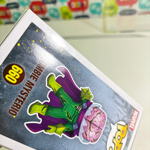 BOX FLAWS VIEW PHOTOS Zombie Mysterio - Marvel Zombies Funko Pop 660 Vinyl Figure Exclusive GLOW