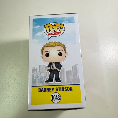 BOX FLAW VIEW PHOTOS Barney Stinson - How I met Your Mother Funko Pop 1043 Vinyl Figure (11.4 Cm L × 8.9 Cm W × 15.9 Cm H)
