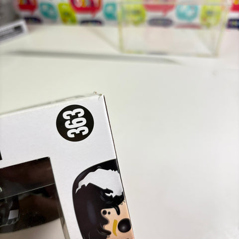BOX FLAWS VIEW PHOTOS Venom Marvel Funko Pop 363 Vinyl Figure