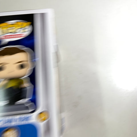 Captain Kirk - Star Trek Funko Pop 1136 Vinyl Figure (11.4 Cm L × 8.9 Cm W × 15.9 Cm H)