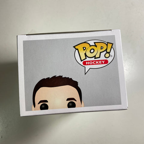 NHL - Chicago Blackhawks: Jonathan Toews (White Jersey) Funko Pop 09 Hockey Exclusive
