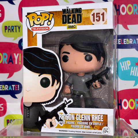 BOX STAINS VIEW PHOTOS Glenn Rhee (Prison) - The Walking Dead Funko Pop Vinyl Figure 151 (11.4 Cm L × 8.9 Cm W × 15.9 Cm H)