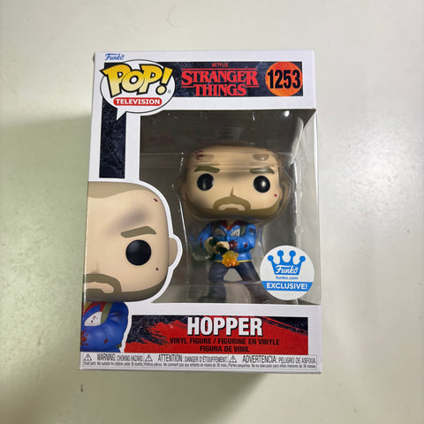 BOX FLAWS VIEW PHOTOS Hopper - Stranger Things Funko Pop 1253 Vinyl Figure (11.4 Cm L × 8.9 Cm W × 15.9 Cm H)