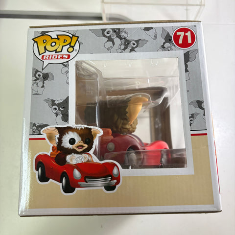 BOX FLAWS VIEW PHOTOS Gizmo in Red Car Funko Pop 71 Vinyl Figure (33.0 Cm L × 12.1 Cm W × 20.3 Cm H)