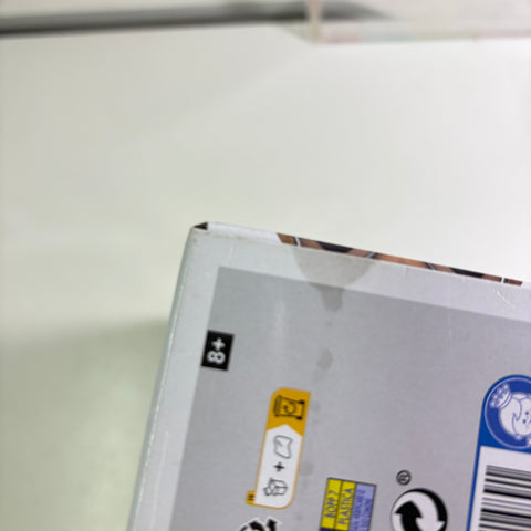 BOX FLAWS VIEW PHOTOS Chief Brody - Jaws Funko Pop Vinyl Figure 18 (17.3 Cm L × 7.2 Cm W × 21.8 Cm H)