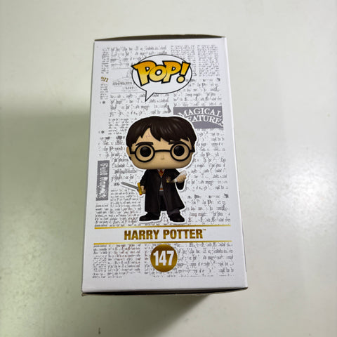 Harry Potter - Funko Pop 147 Vinyl Figure (11.4 Cm L × 8.9 Cm W × 15.9 Cm H)