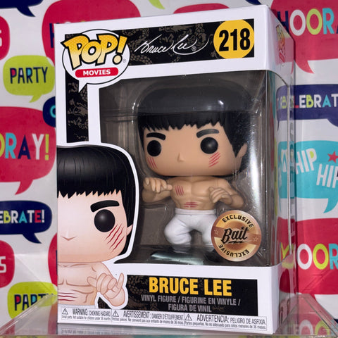 Bruce Lee - Funko Pop 218 Vinyl Figure Exclusive (11.4 Cm L × 8.9 Cm W × 15.9 Cm H)