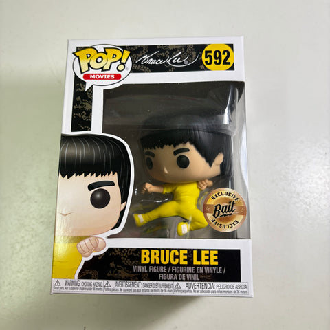 Bruce Lee - Funko Pop 592 Vinyl Figure Exclusive (11.4 Cm L × 8.9 Cm W × 15.9 Cm H)