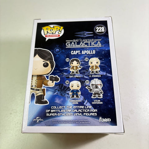 BOX FLAWS VIEW PHOTOS Captain Apollo - Battlestar Galactica Funko Pop 228 Vinyl Figure (11.4 Cm L × 8.9 Cm W × 15.9 Cm H)