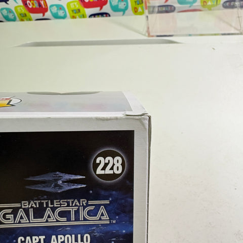BOX FLAWS VIEW PHOTOS Captain Apollo - Battlestar Galactica Funko Pop 228 Vinyl Figure (11.4 Cm L × 8.9 Cm W × 15.9 Cm H)