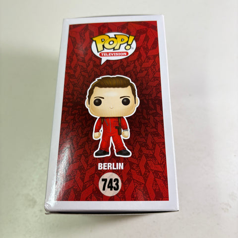 Berlin - Le Casa De Papel Funko Pop 743 Vinyl Figure (11.4 Cm L × 8.9 Cm W × 15.9 Cm H) )